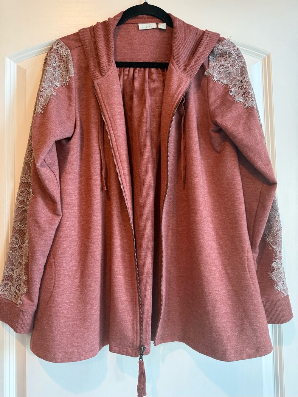 LOGO Dusty Rose Lace-Trim Zip Hoodie